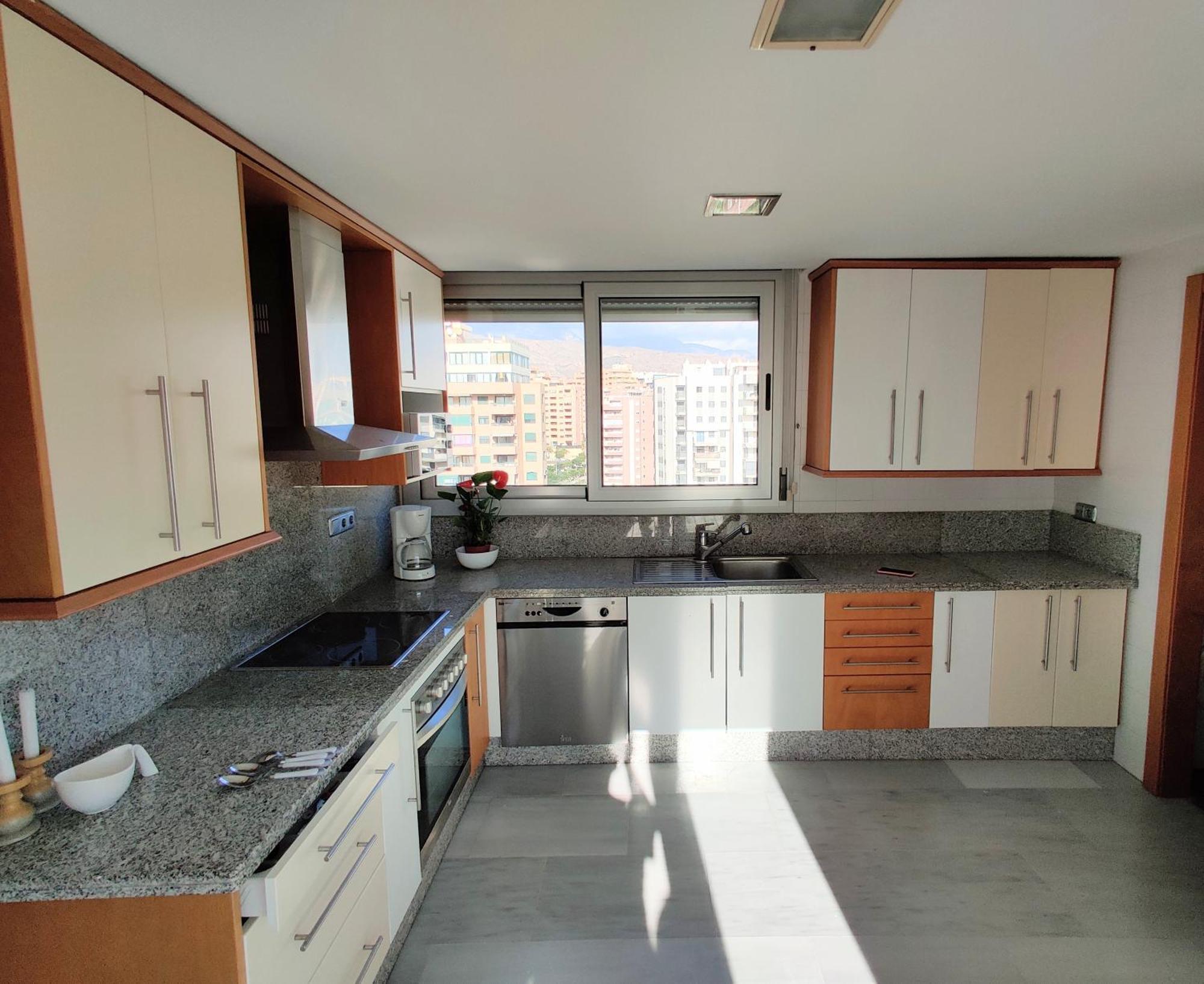 Elegance Sun & Spa Penthouse Benidorm Bagian luar foto